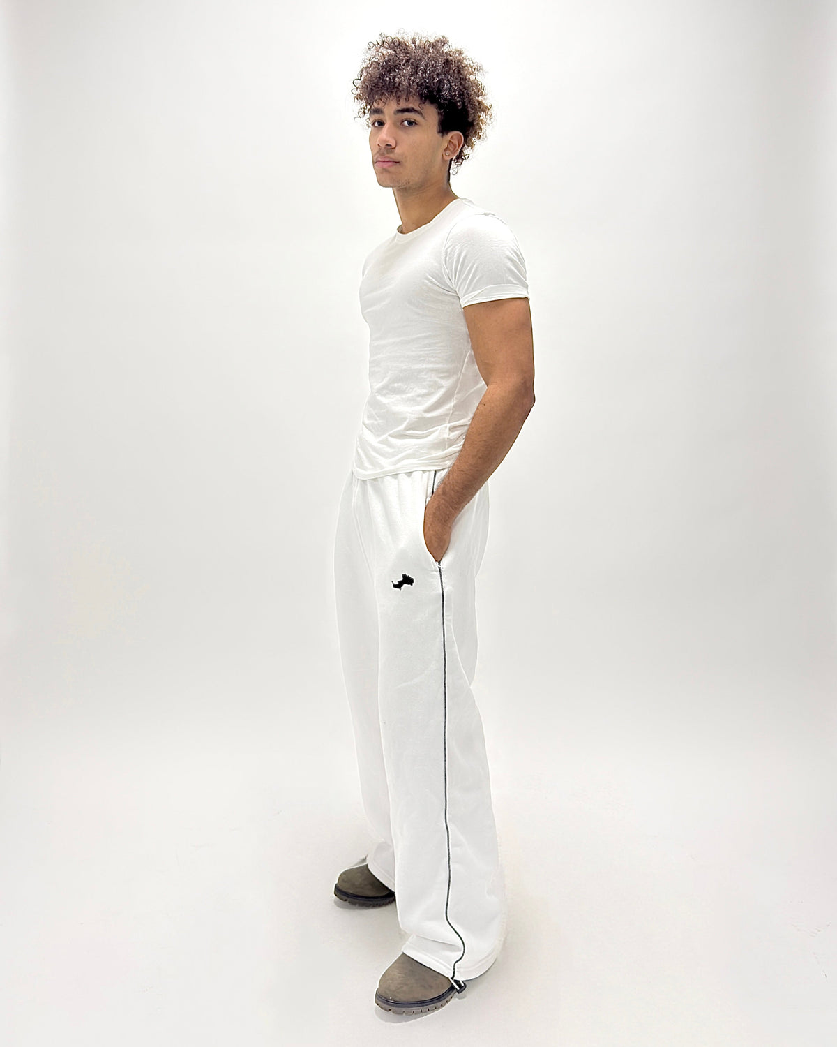 JOGGERS - WHITE