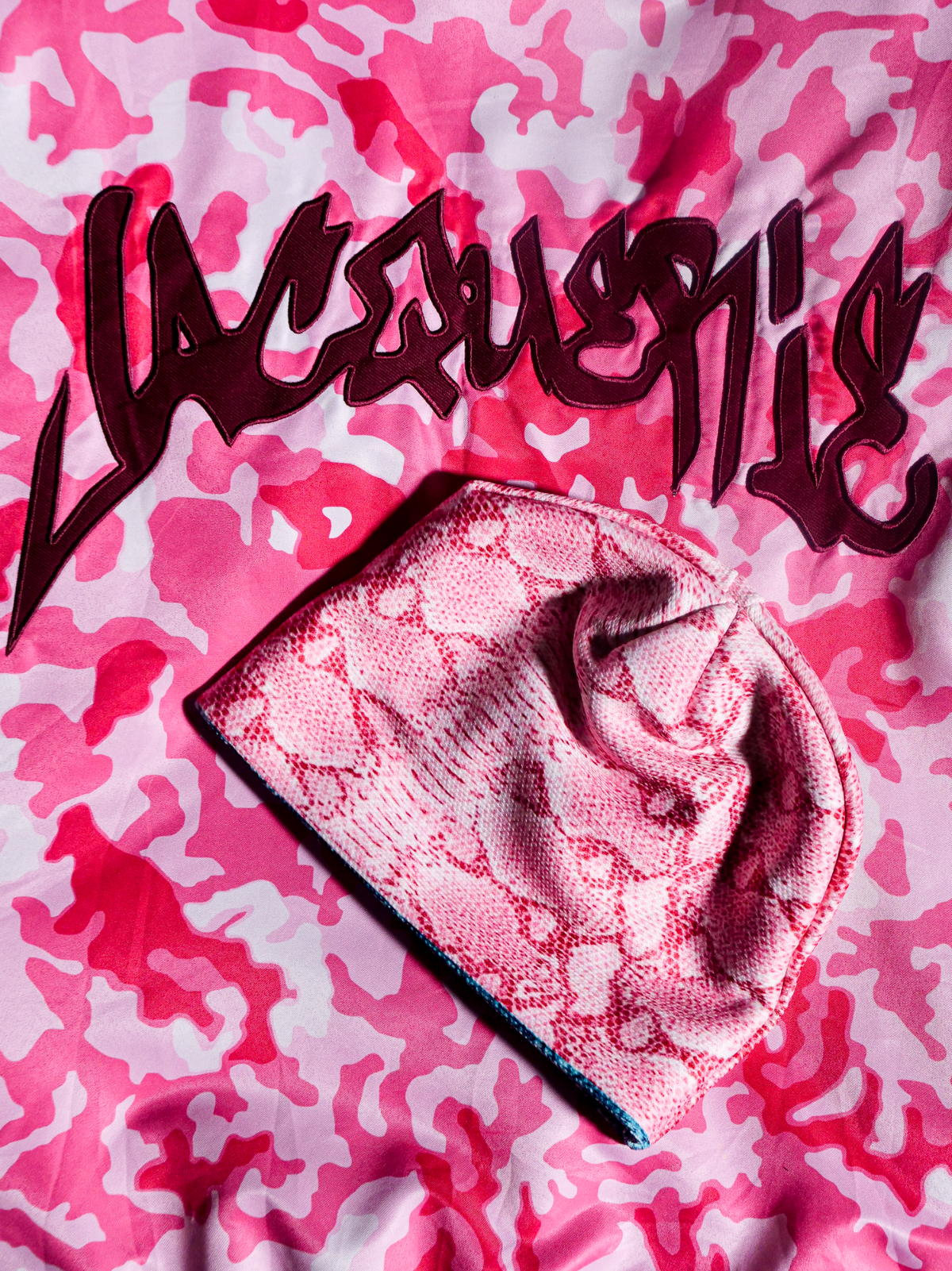 REVERSIBLE BEANIE - SNAKE